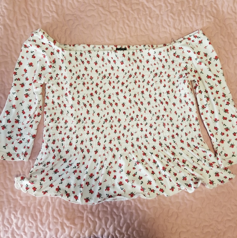 *SOLD*Off shoulder floral top